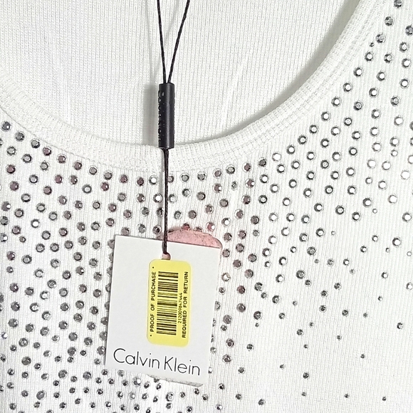 🤍New Calvin Klein Top🤍 - Picture 3 of 5